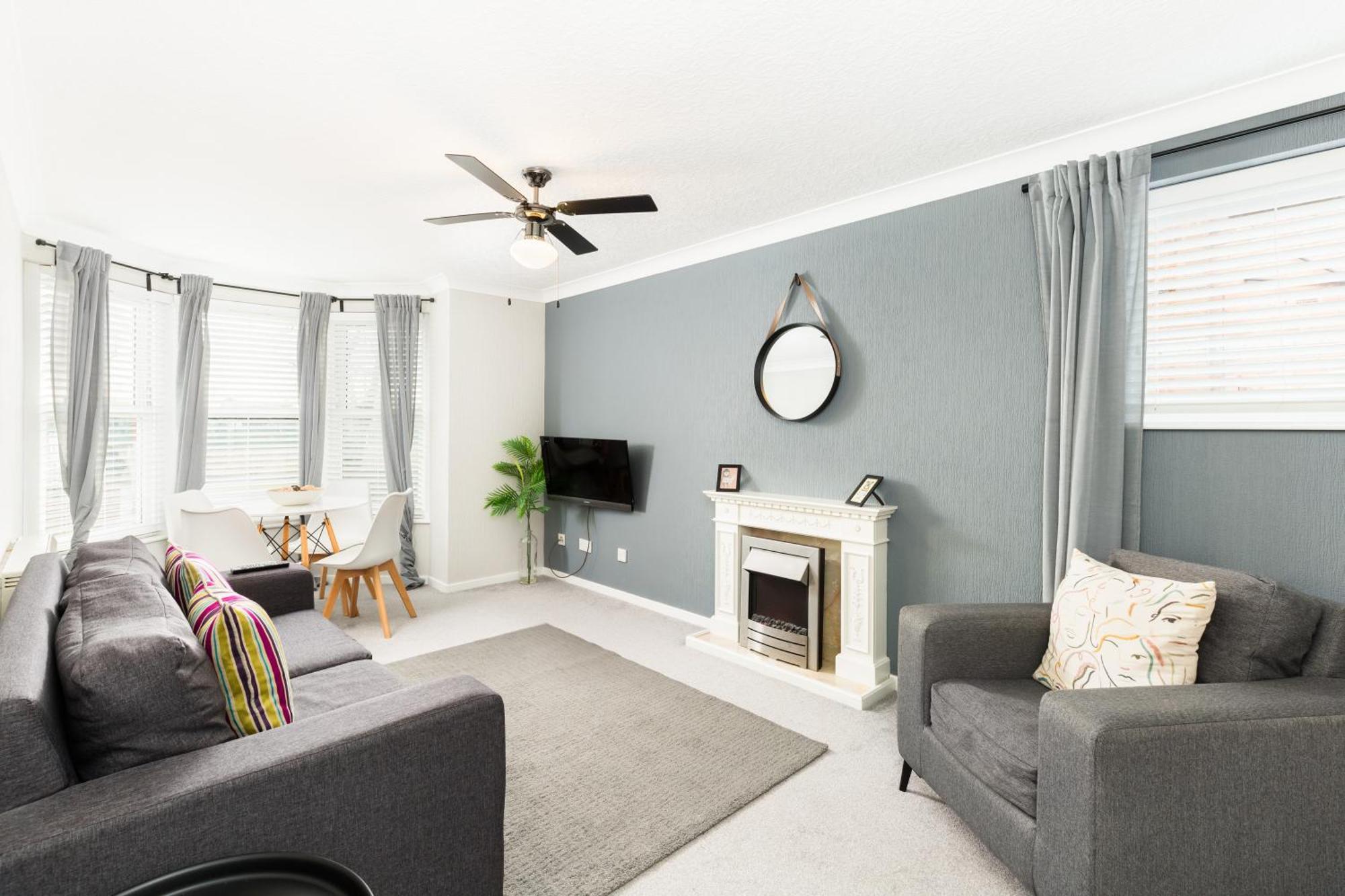 Modern 2-Bedroom Apartments With Free Parking In Leamington Spa Dış mekan fotoğraf