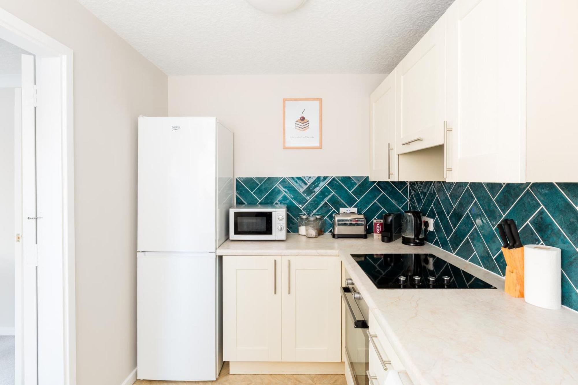 Modern 2-Bedroom Apartments With Free Parking In Leamington Spa Dış mekan fotoğraf