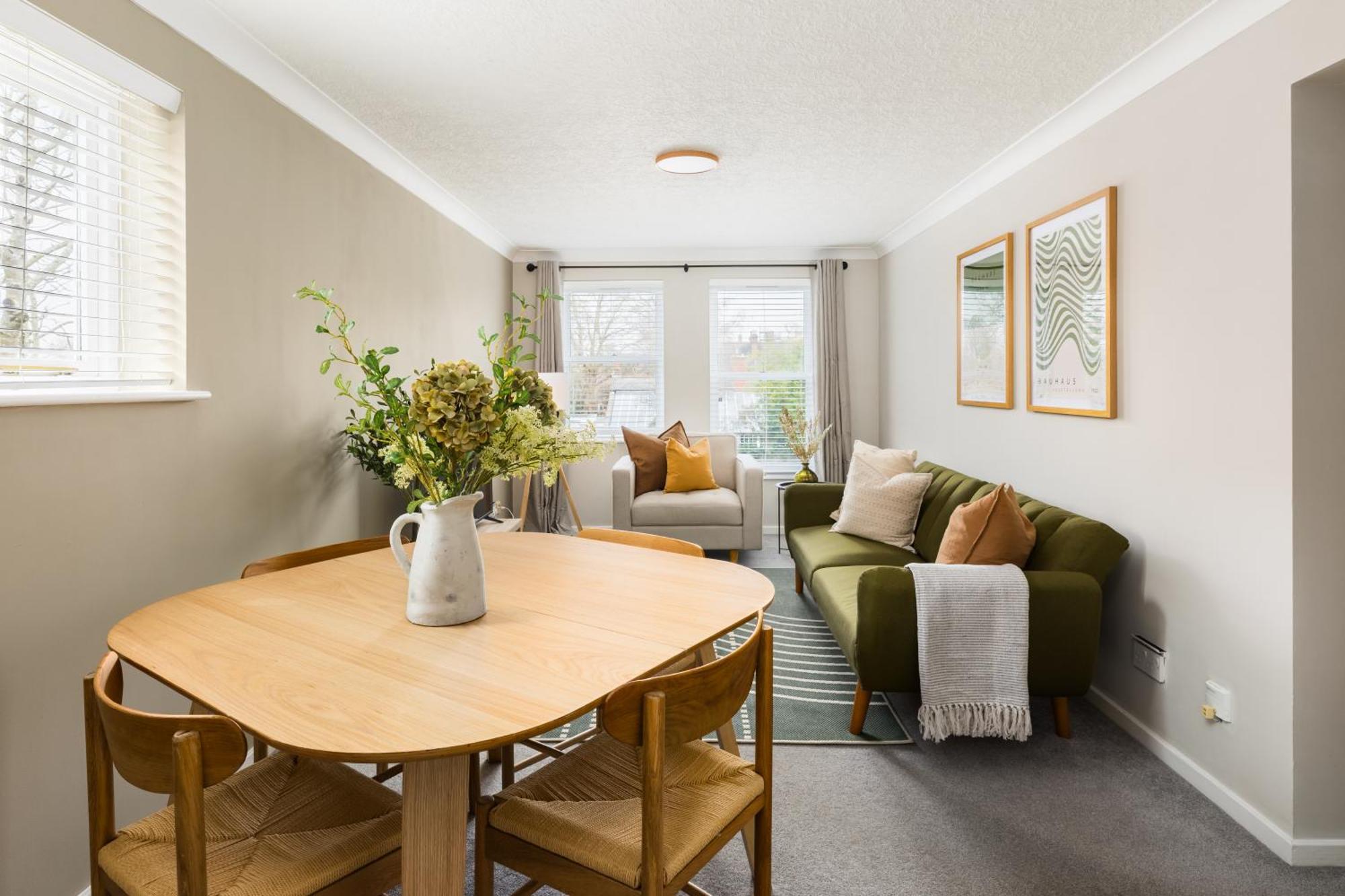 Modern 2-Bedroom Apartments With Free Parking In Leamington Spa Dış mekan fotoğraf