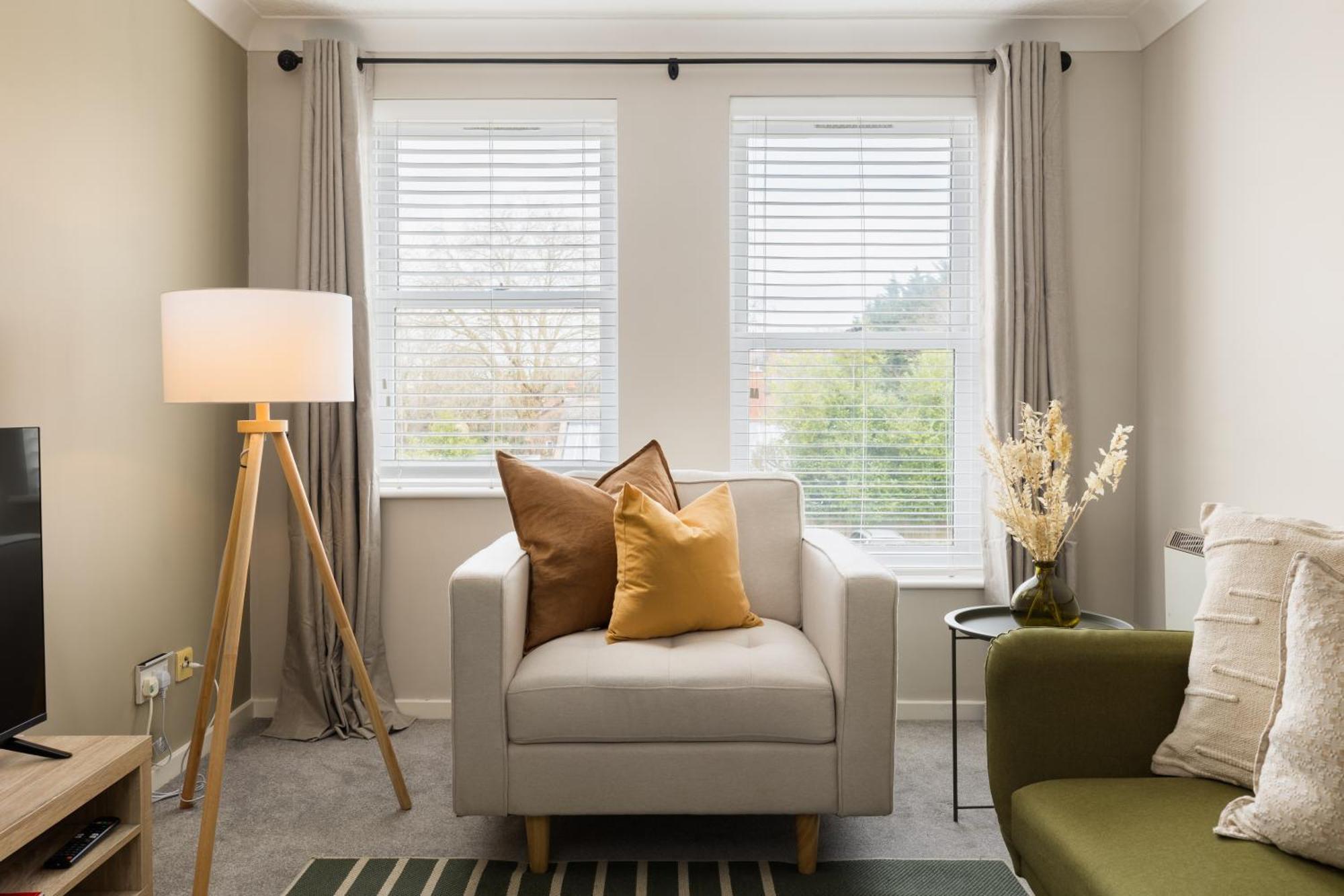 Modern 2-Bedroom Apartments With Free Parking In Leamington Spa Dış mekan fotoğraf