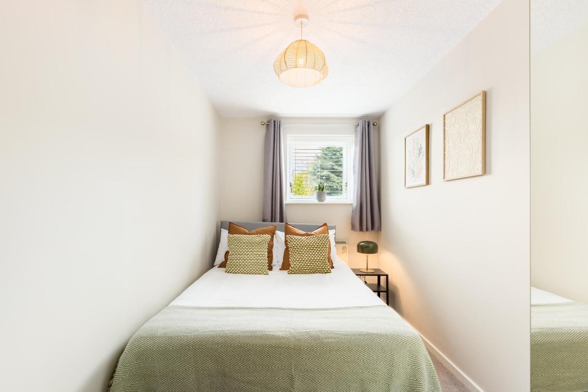 Modern 2-Bedroom Apartments With Free Parking In Leamington Spa Dış mekan fotoğraf